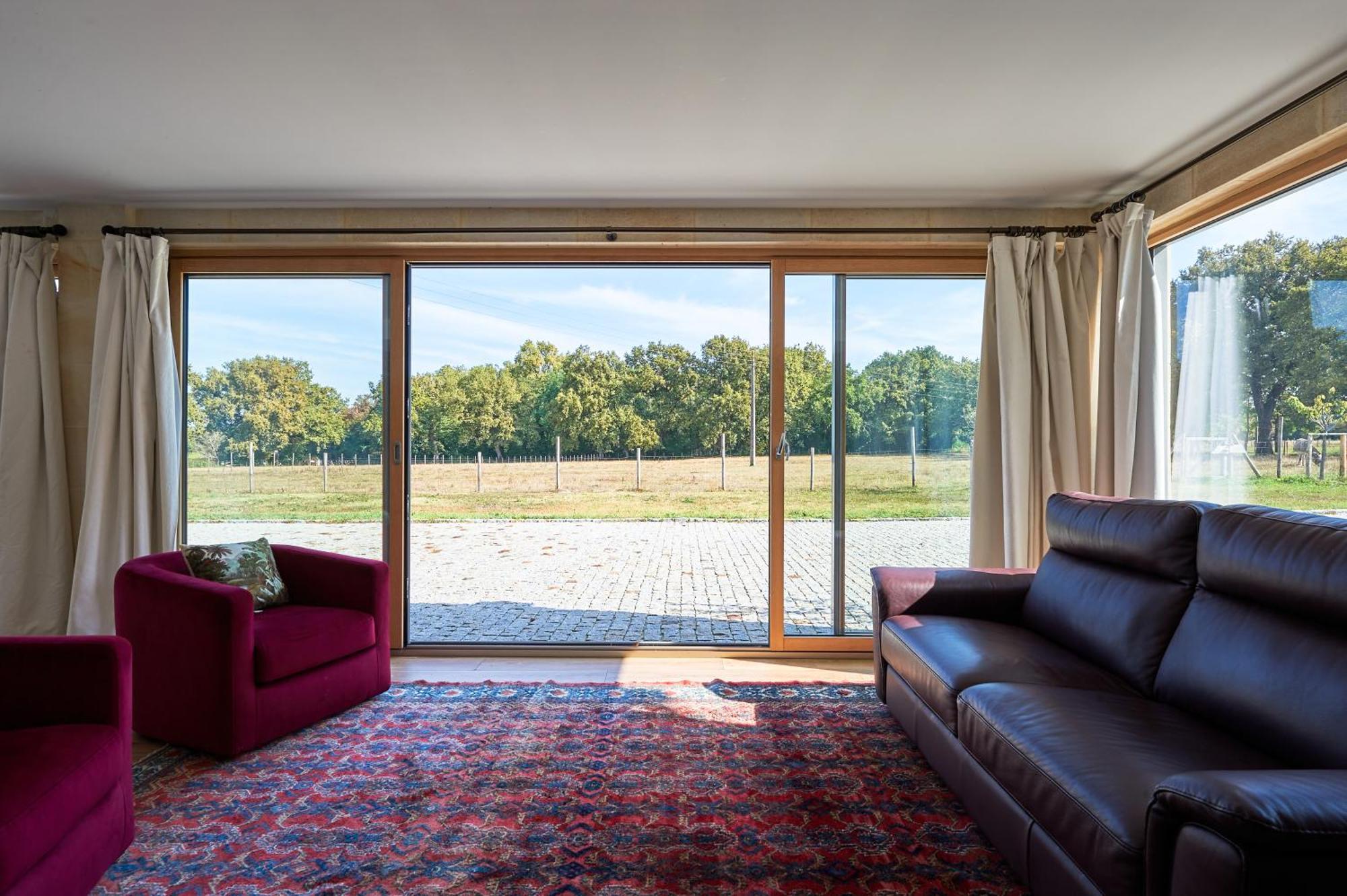 Hotel Fantastic Petit Beauval Saint-Sulpice-et-Cameyrac Esterno foto